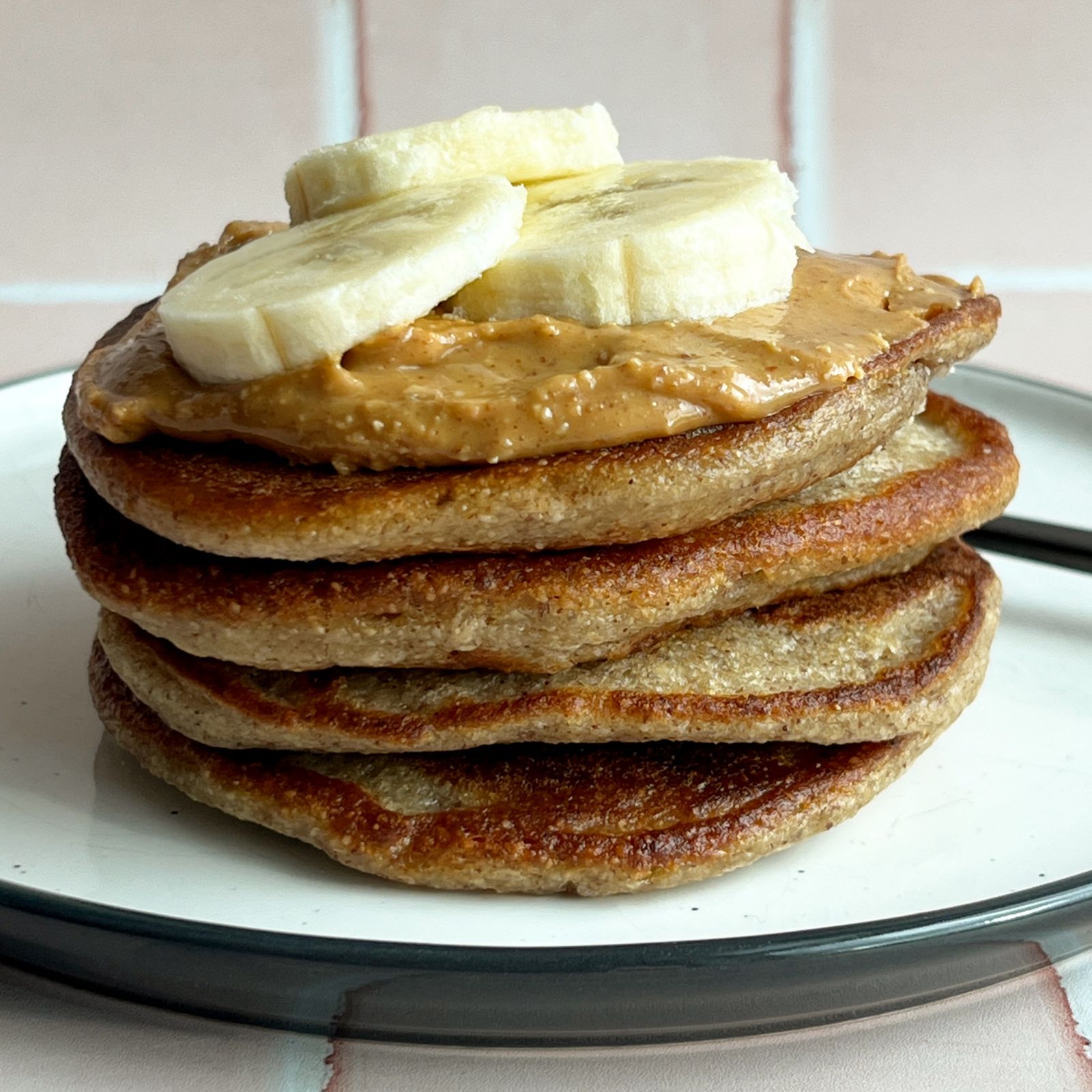 Banana Oat Pancakes