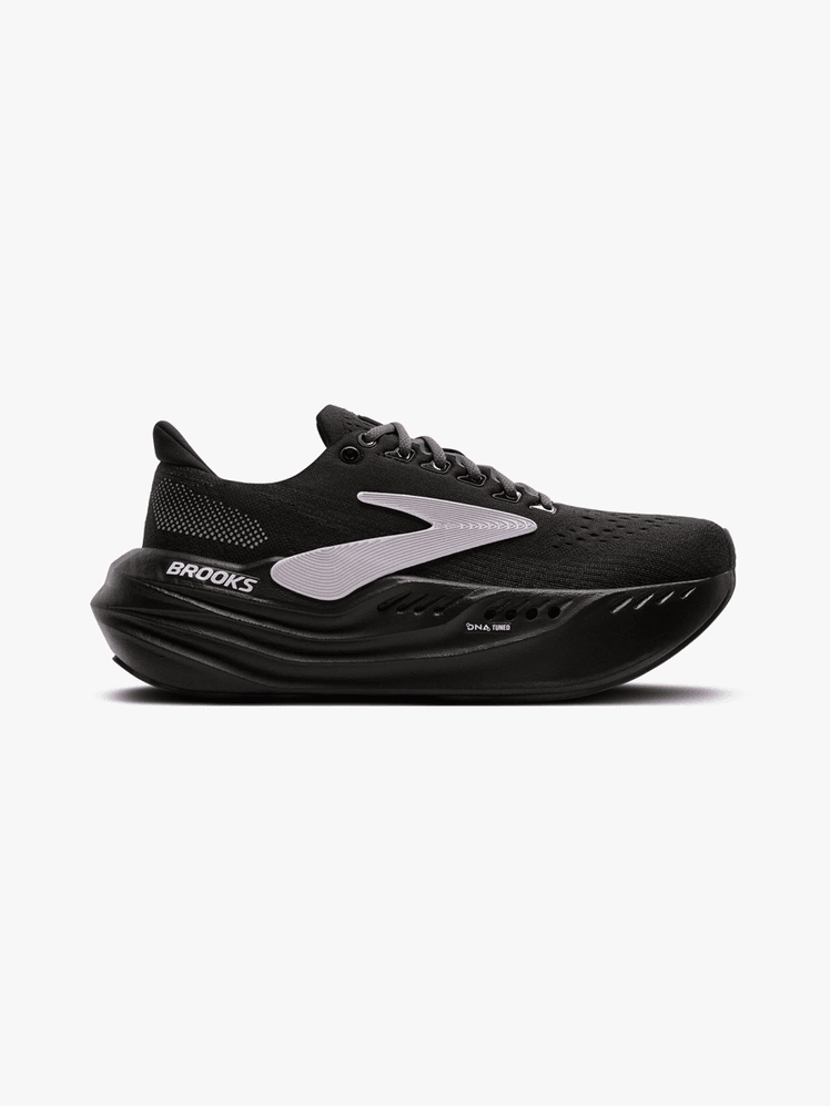 Glycerin Max sneakers in branded black and soft lilac color way on light gray background